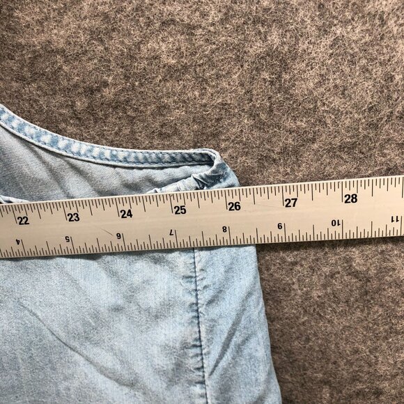 NWT Terra Sky Sleeveless Chambray Button Up Shirt Womens 2X Blue Pintuck - Picture 7 of 9